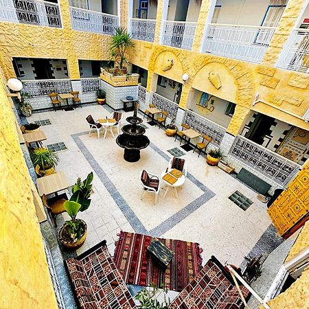 Hotel Paris Sousse Bagian luar foto