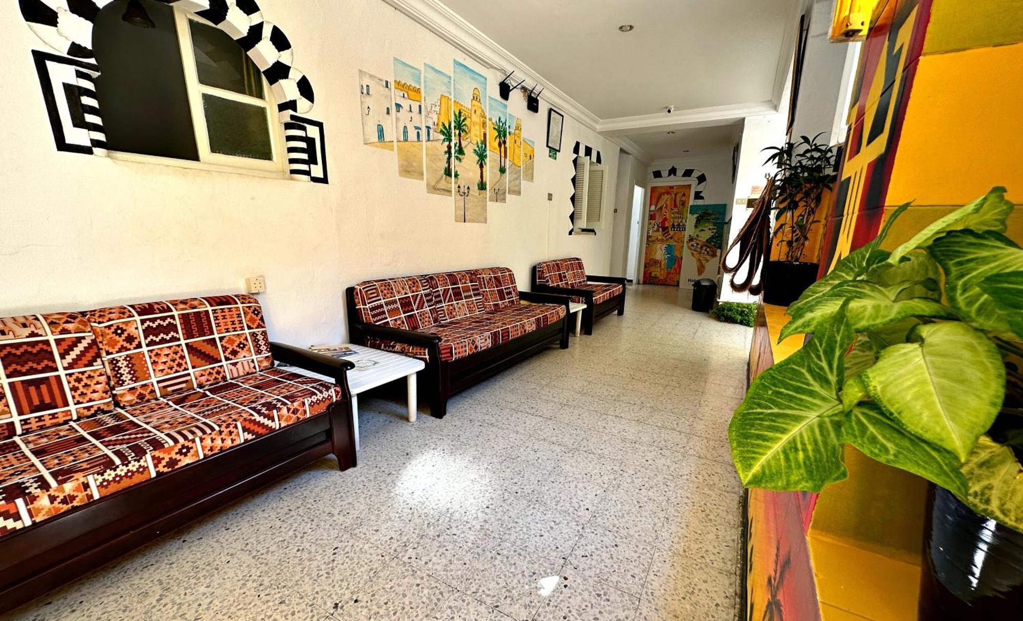 Hotel Paris Sousse Bagian luar foto