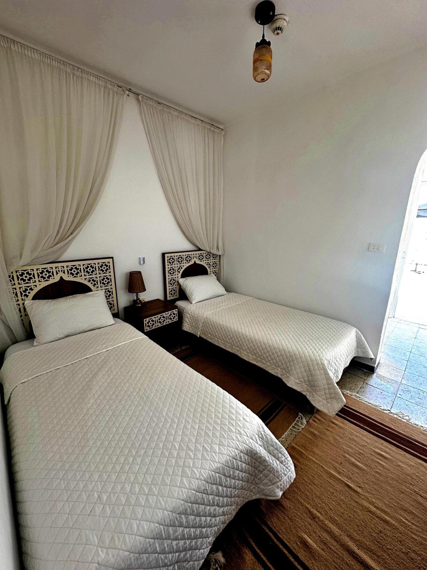 Hotel Paris Sousse Bagian luar foto