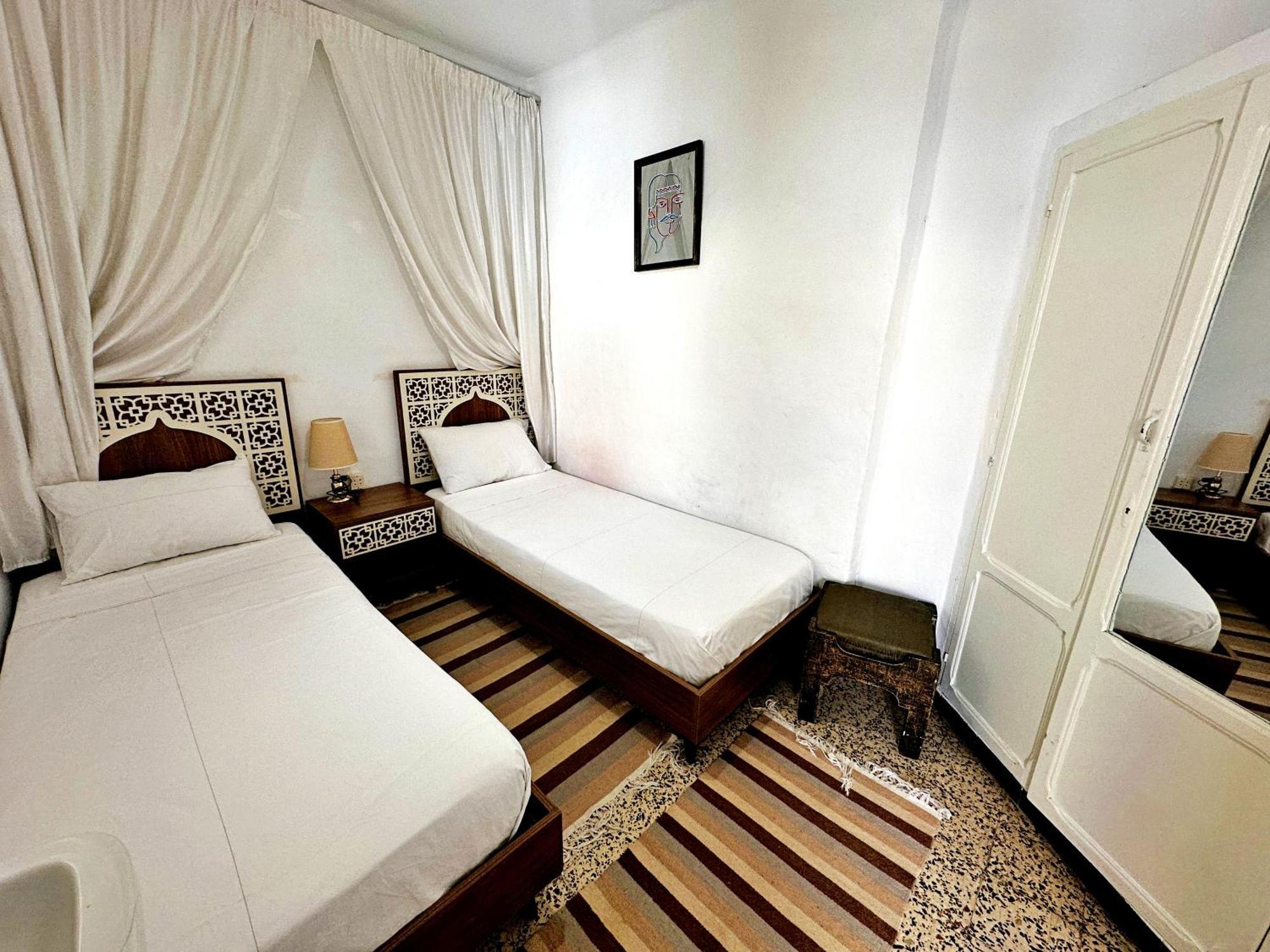 Hotel Paris Sousse Bagian luar foto
