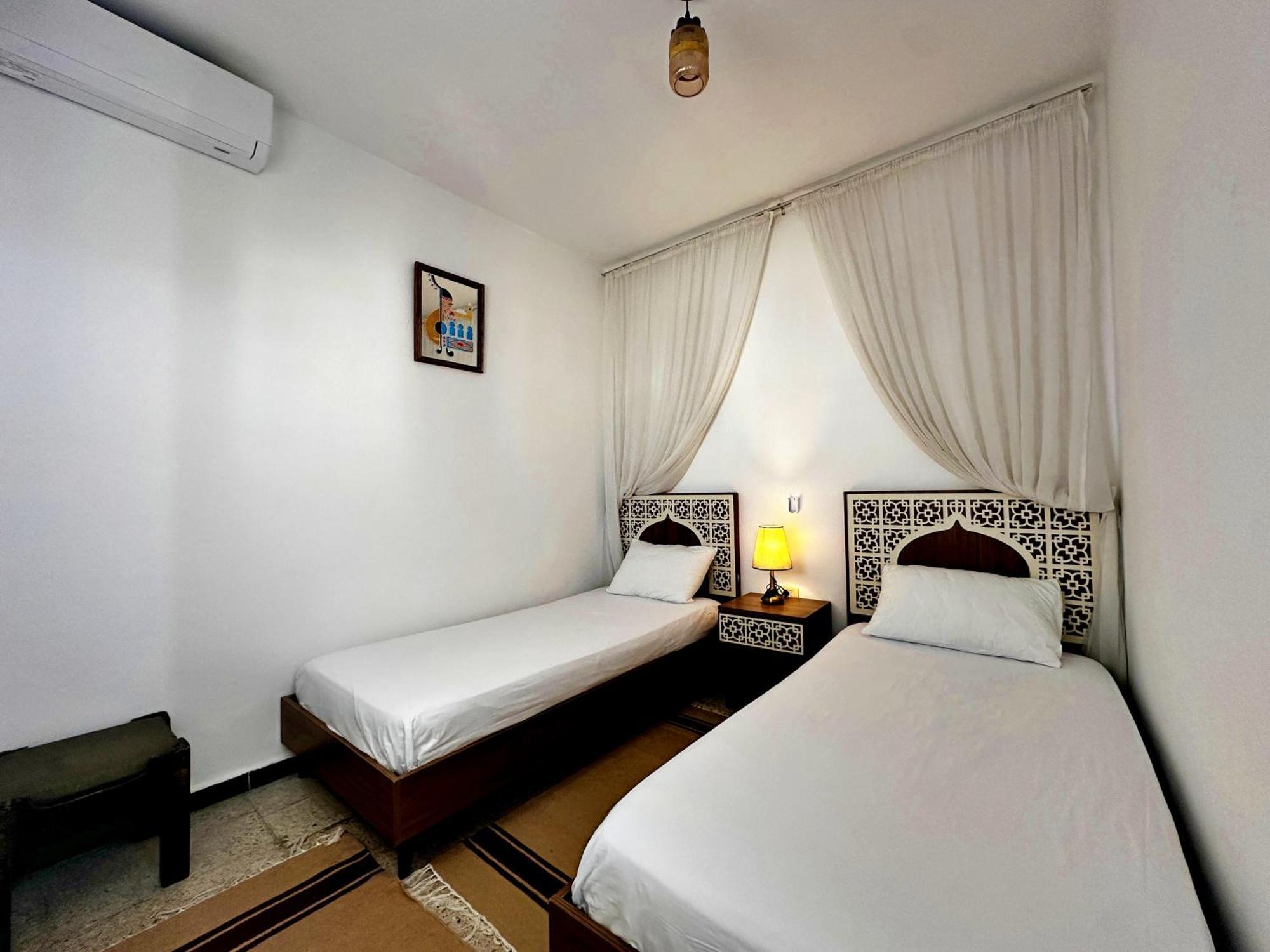 Hotel Paris Sousse Bagian luar foto