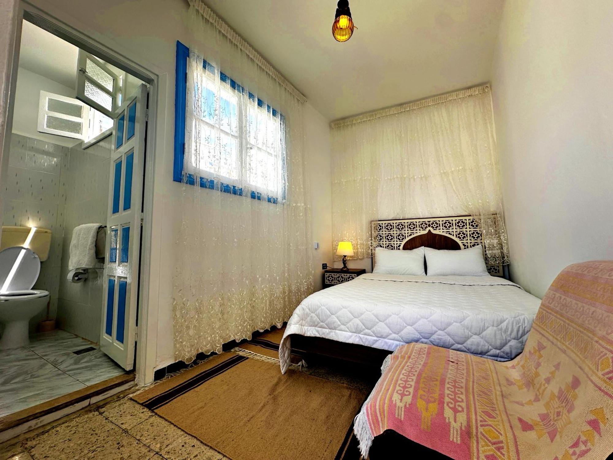 Hotel Paris Sousse Bagian luar foto