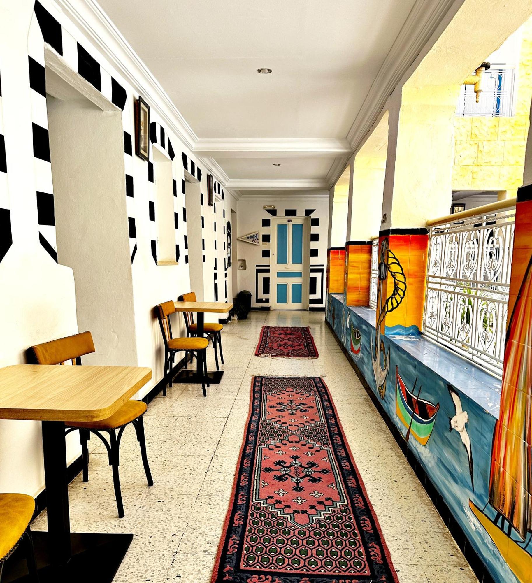 Hotel Paris Sousse Bagian luar foto